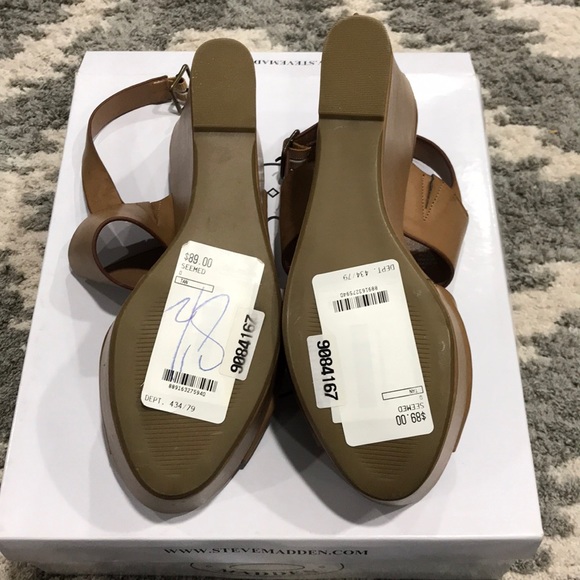 Brand new in box Steve Madden wedges - Picture 2 of 3